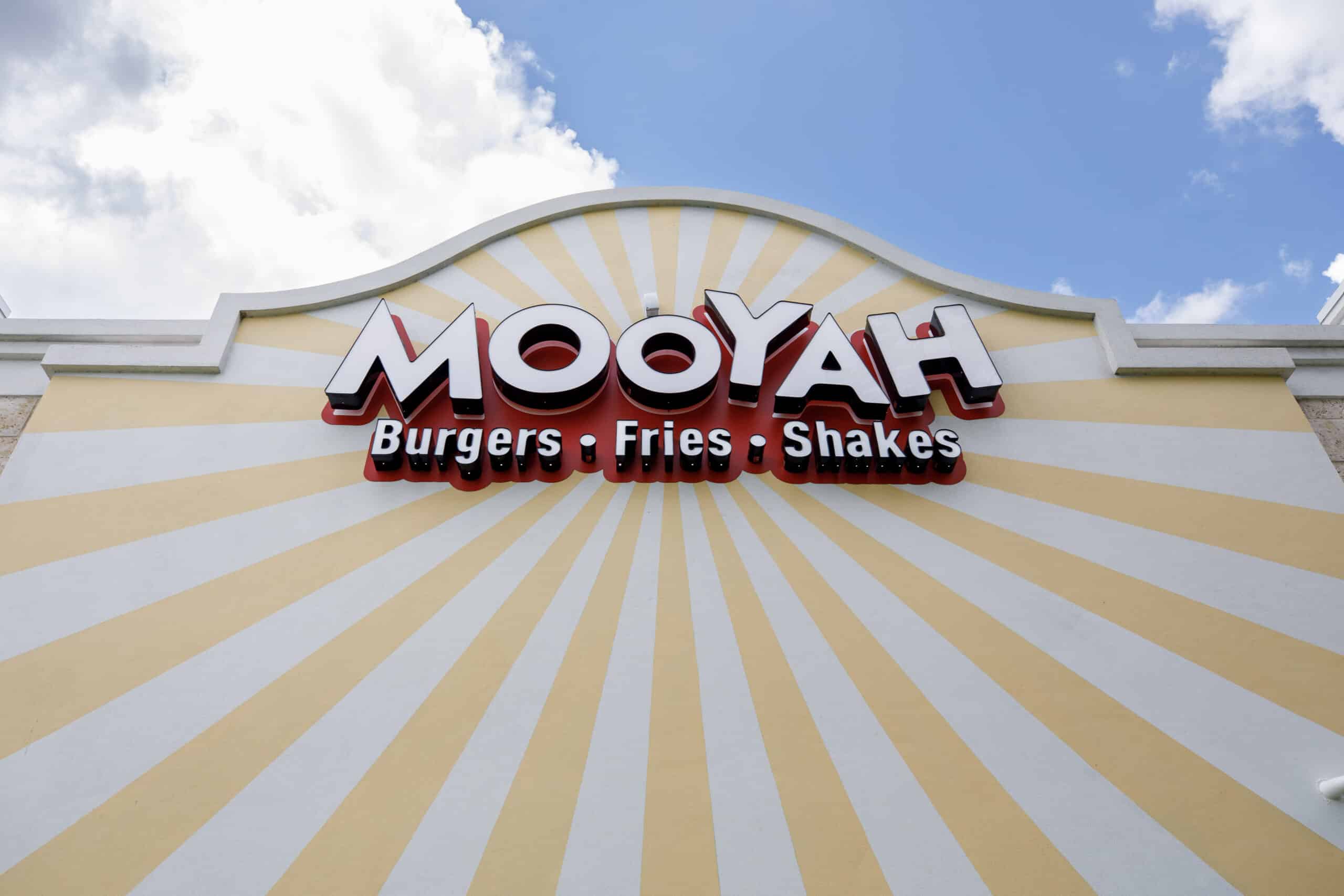 MOOYAH offers a burger franchise opportunity backed by operational strength.